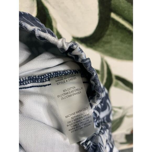 Soft Surroundings Large Tie Dye Blue Pull on Jeans Cotton Blend - Picture 2 of 7